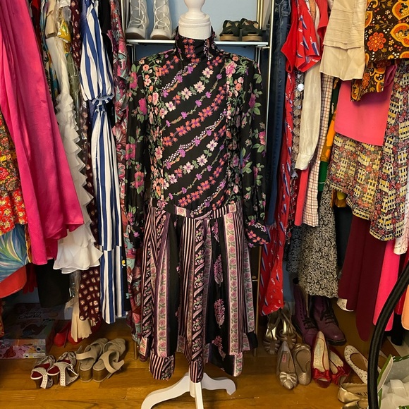 Antik Batik Vintage Silk Dress - Size Small - Picture 1 of 16